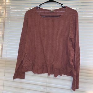 Cute mauve ruffle thin sweater